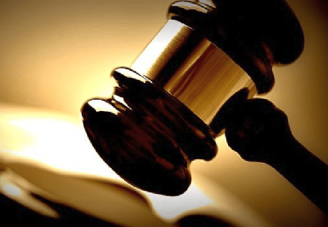 Questa immagine ha l'attributo alt vuoto; il nome del file è justitie.png